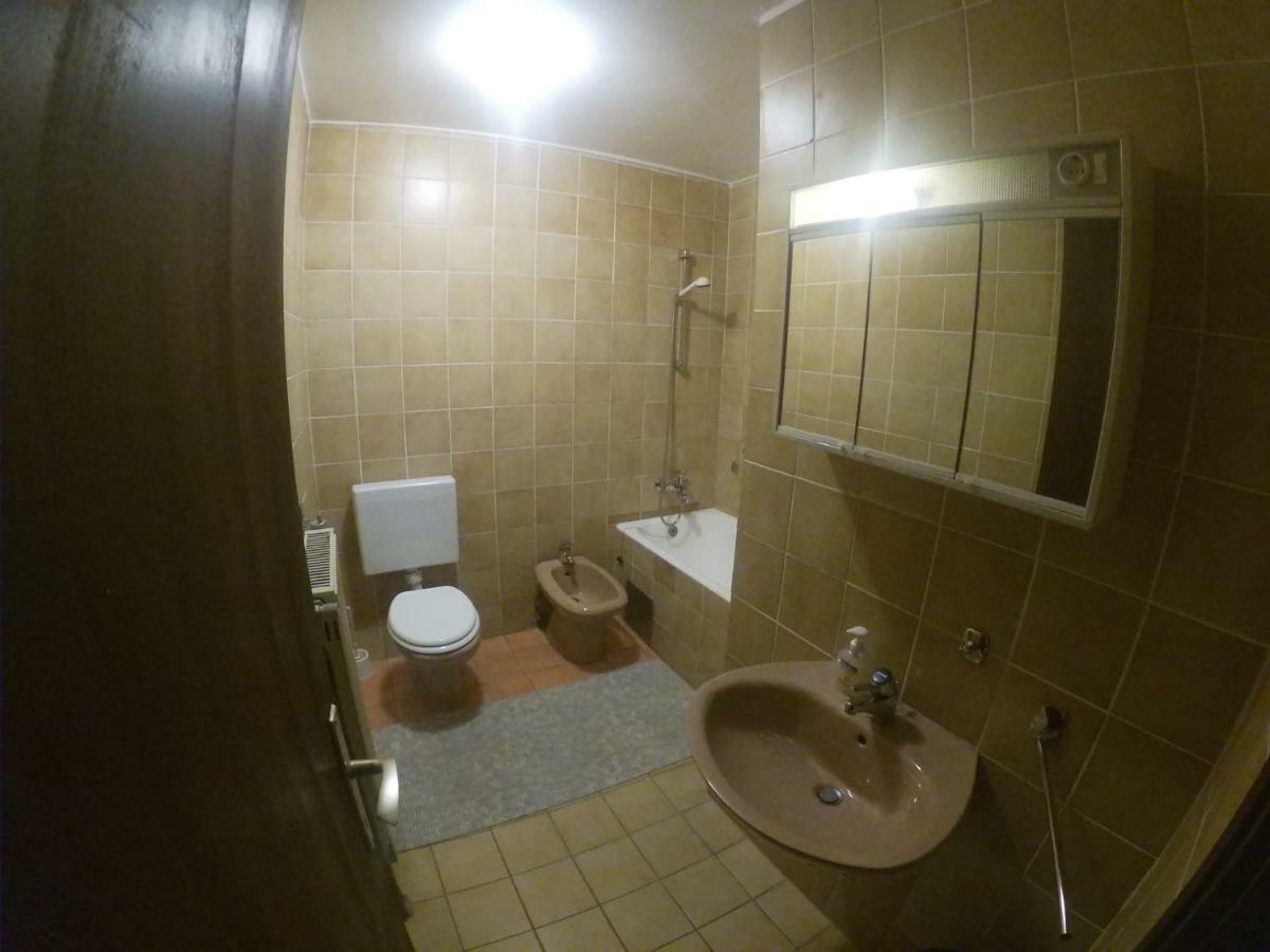 Hotel Gostisce Pri Slavcu Sentjernej Esterno foto